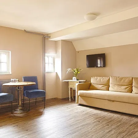 Kostnicky Dum Guest house 3*